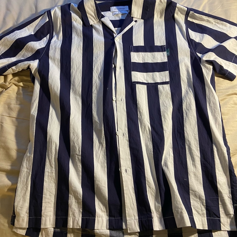 Urban outfitters short sleeve button up shirt